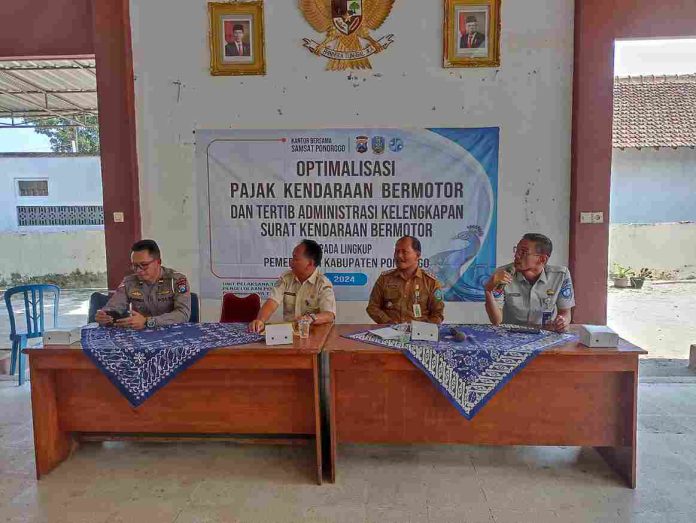 Sosialisasikan Tertib Administrasi Ranmor, Jasa Raharja dan Samsat Ponorogo Datangi Kantor Kecamatan Pulung Ponorogo  