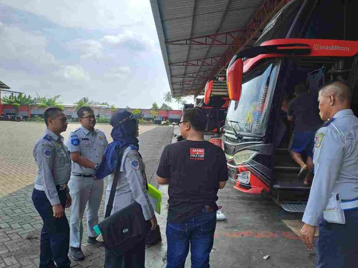 Inspeksi dan Ramp Check Perusahaan Otobus oleh Jasa Raharja Bersama Kepolisian dan Dinas Perhubungan