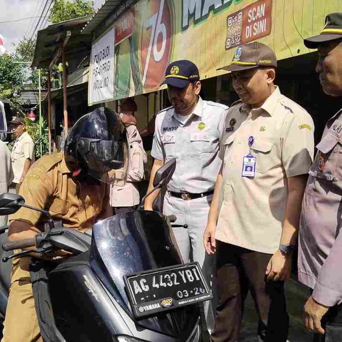 Samsat Trenggalek Gelar Operasi Gabungan Tingkatkan Kepatuhan Masyarakat Terhadap Pajak Kendaraan Bermotor