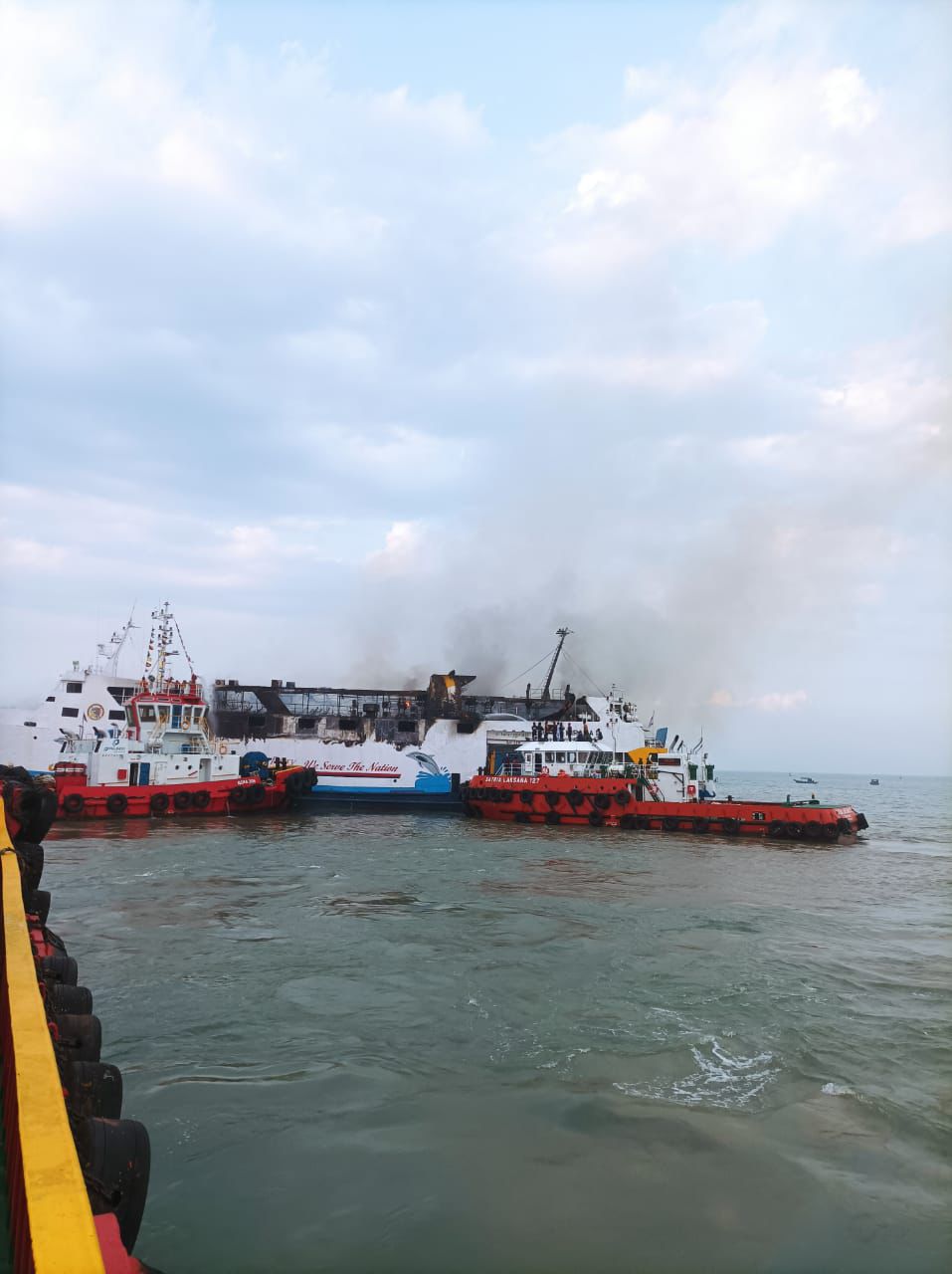 KM Kirana I Alami Kebakaran Saat Floating Repair di Tanjung Emas